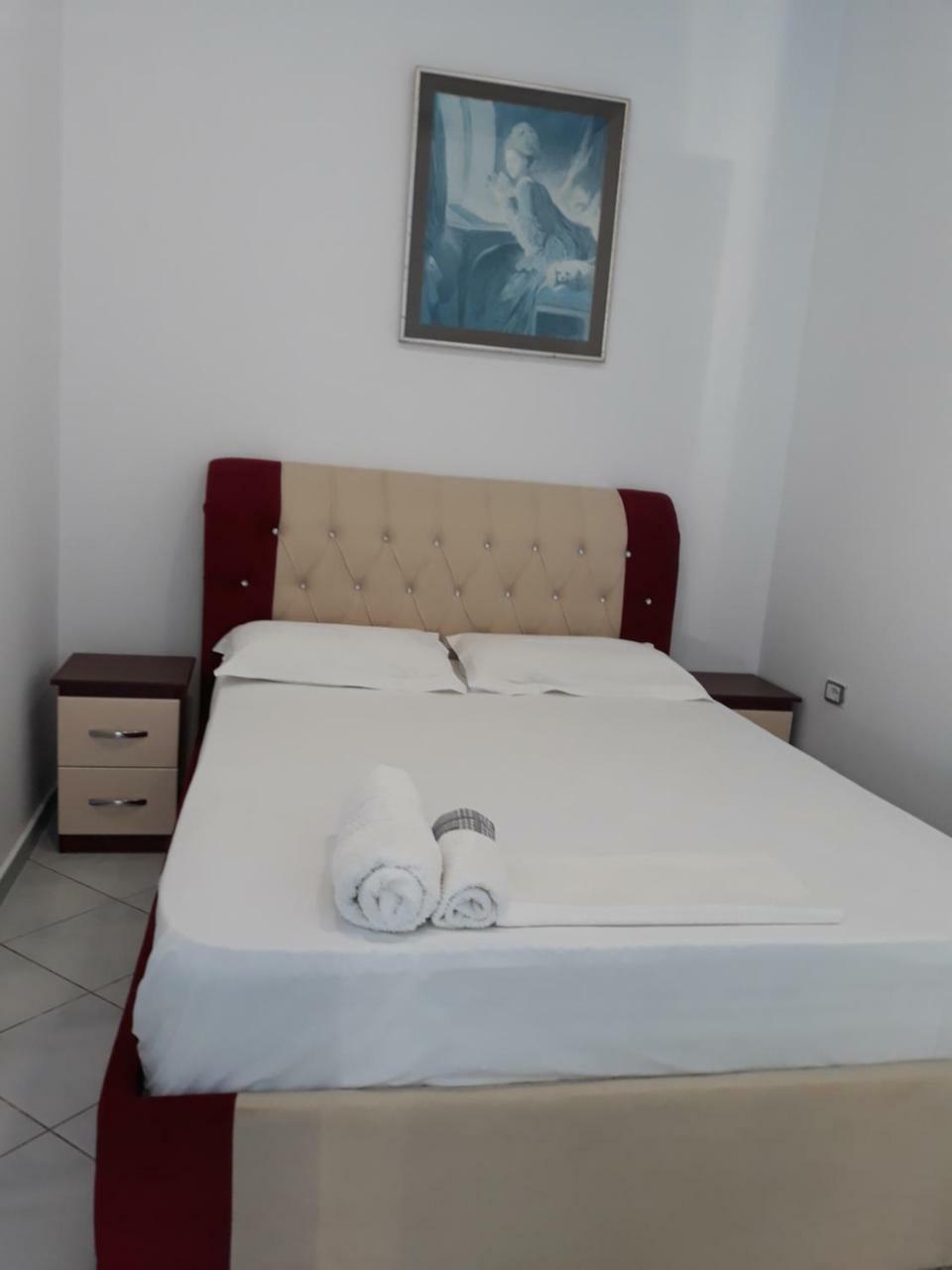 Hotel Mikela Ksamil Rum bild